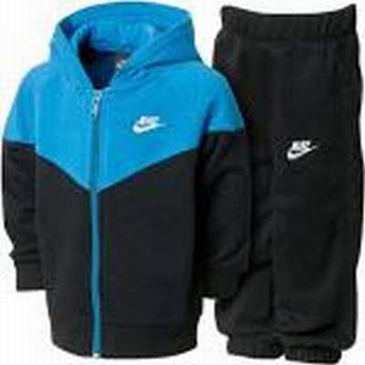 survetement nike 3 ans
